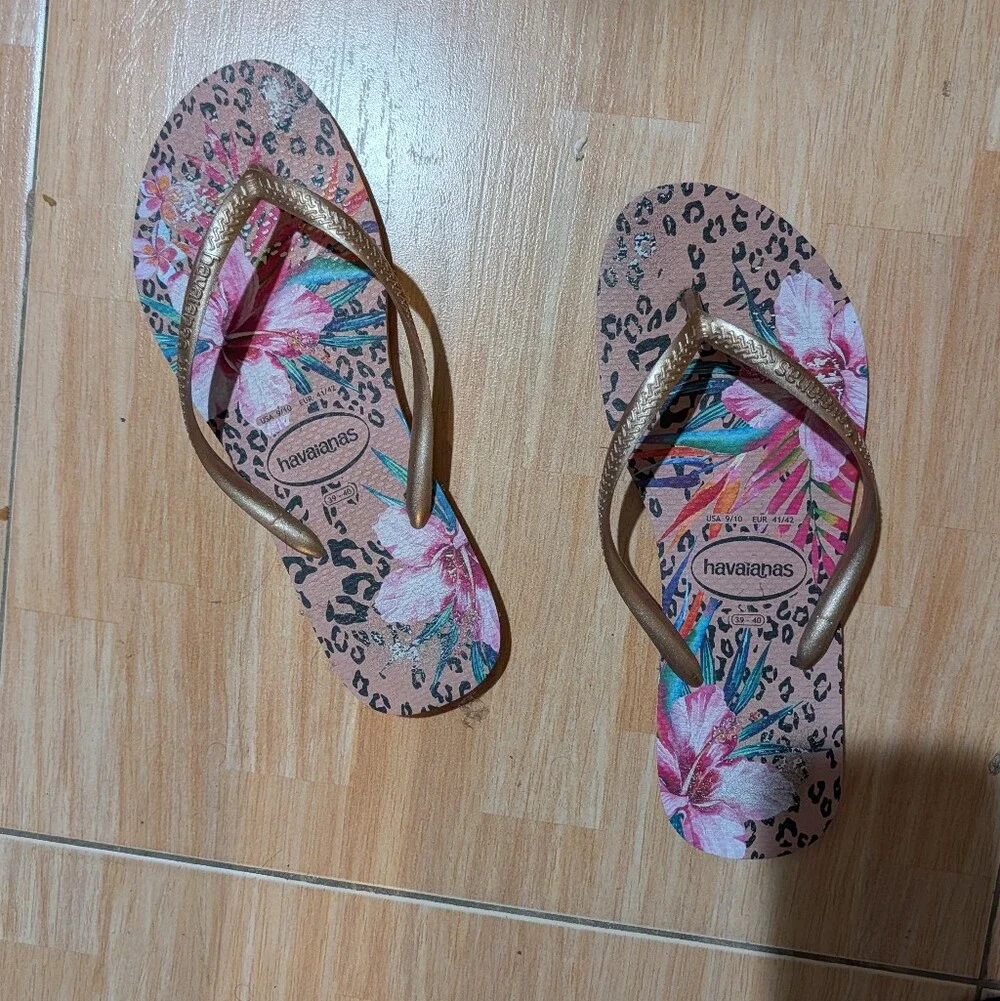 Havaianas Floral & Leopard Print Flip Flops with Gold Straps